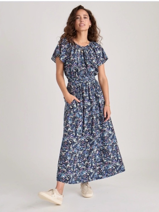 Marine Layer Dresses & Skirts - Marine Layer Charlotte Midi Dress Flutter Sleeve Medium Peek-a-boo back Floral